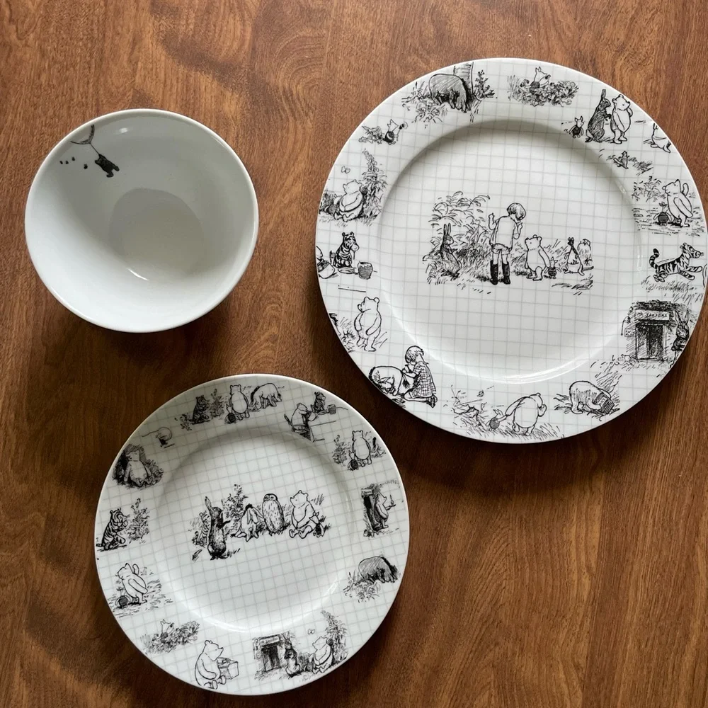 Zrike Disney Winnie the Pooh Sketchbook Dinnerware Set of 1 - Home Dining